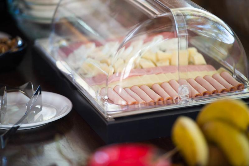 Akra Morea Hotel & Residences モネンバシア エクステリア 写真