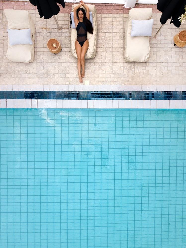 Akra Morea Hotel & Residences モネンバシア エクステリア 写真