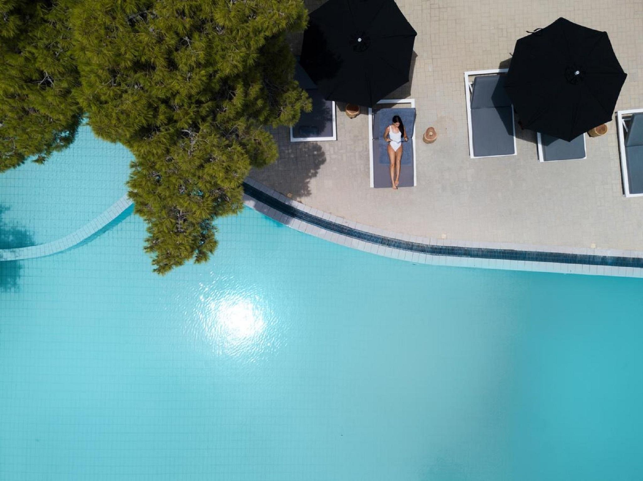 Akra Morea Hotel & Residences モネンバシア エクステリア 写真