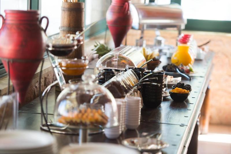 Akra Morea Hotel & Residences モネンバシア エクステリア 写真