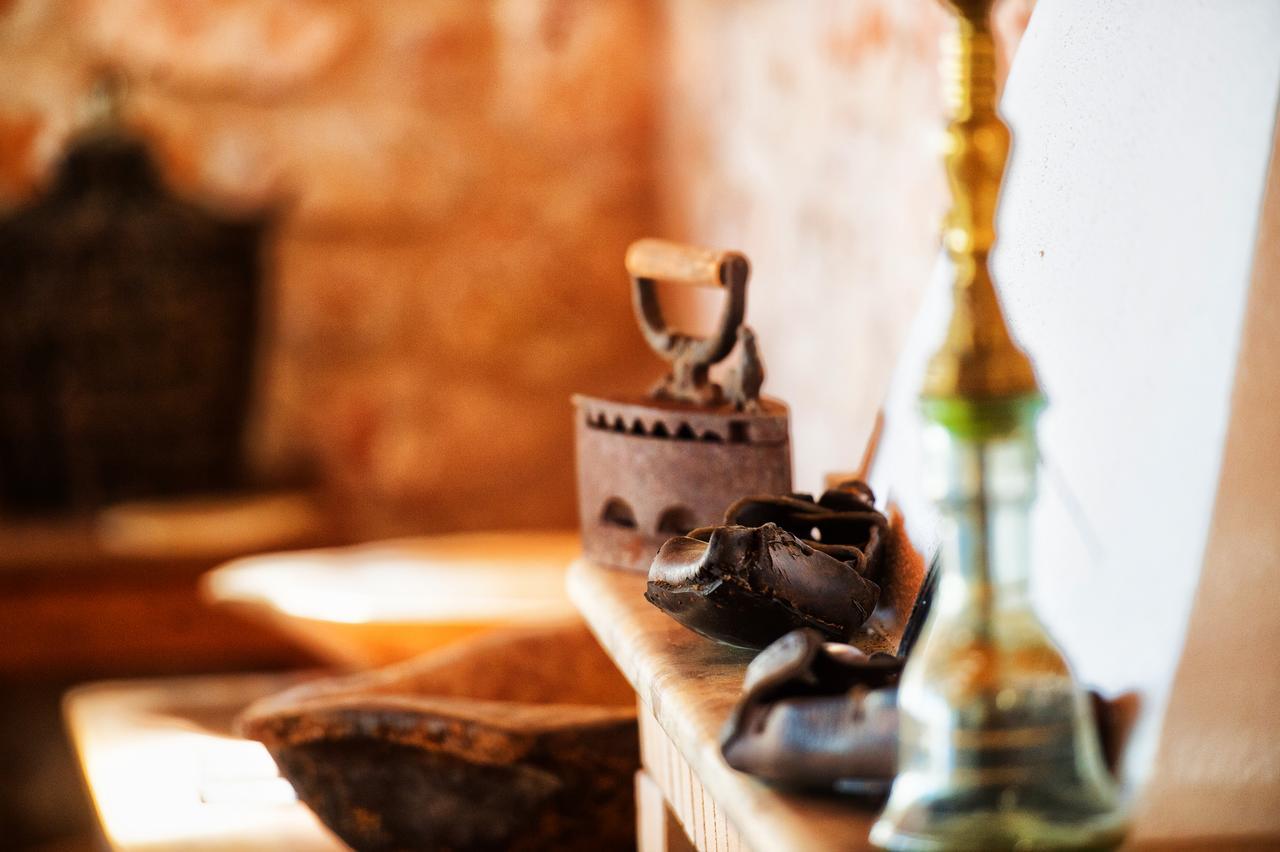 Akra Morea Hotel & Residences モネンバシア エクステリア 写真